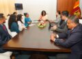 අග්‍රාමාත්‍ය හරිනි අමරසූරිය සහ සිංගප්පූරු NUS නියෝජිතයින් අතර හමුවක්