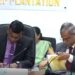 වතු සේවක වැටුප වැඩිකිරීමේ ගිවිසුමට අත්සන් තැබේ