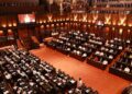 පාර්ලිමේන්තුවේදී සජිත් ප්‍රේමදාස සහ ආණ්ඩු පක්ෂ මන්ත්‍රීවරයෙකු අතර උණුසුම් වාදයක්